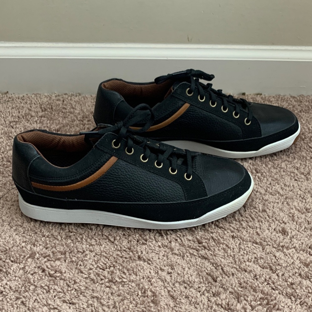 NWOT! FootJoy Black and Brown Golf Shoes